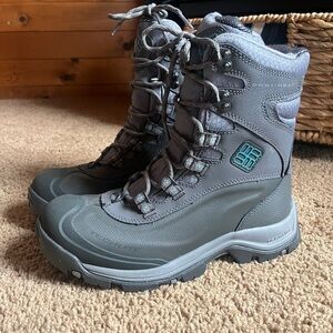 Columbia Buga Plus III Omni Heat Women's Boot; Color: Shale/Aqua Size:7